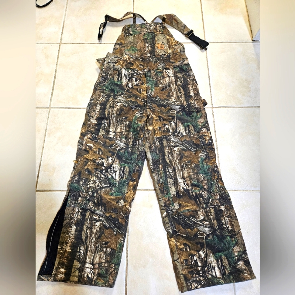 Carhartt Realtree Insulated Bib coveralls size Medium short